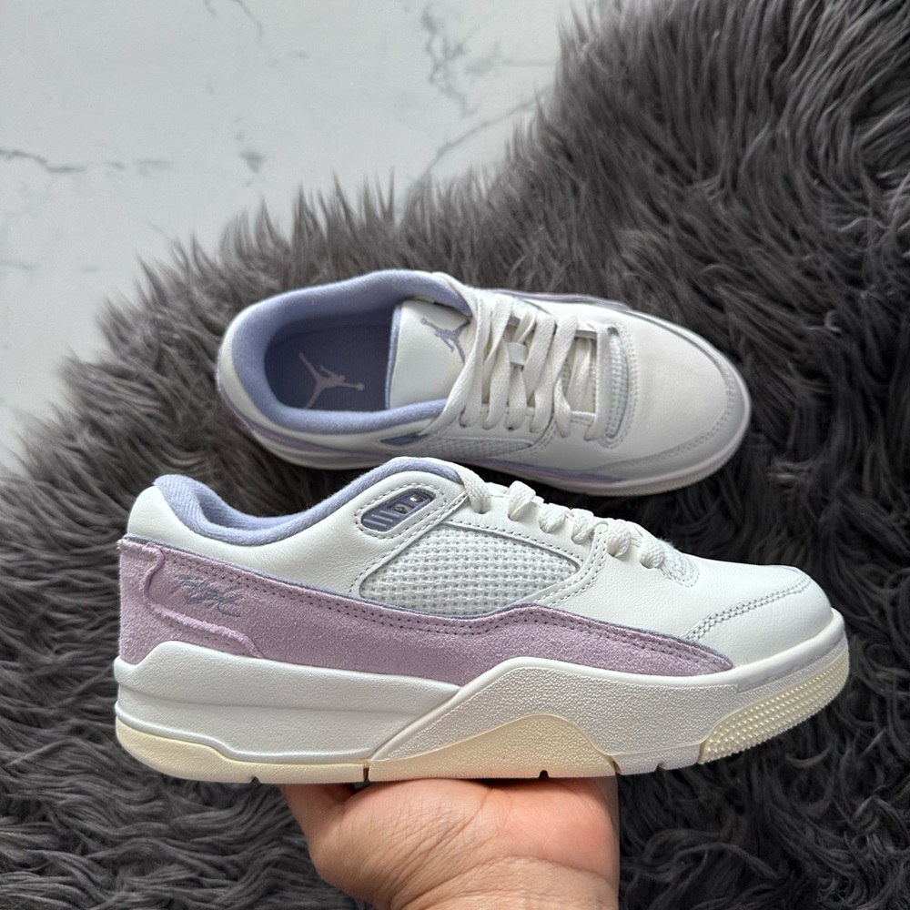 Jordan Women's Athletic Shoes White and Purple - Picture 6 of 11